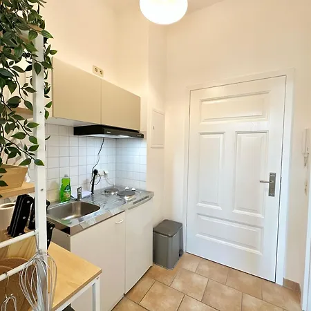 Gemuetliches Fuer 2 Personen Naehe Hbf - Smart Tv Apartament